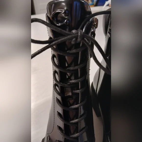 COACH Patent Leather Combat Boot CX027 • Black • Size 6B - Picture 3 of 13